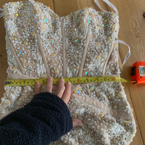 Sherri hill corseted white/ champagne gown - Picture 12 of 15